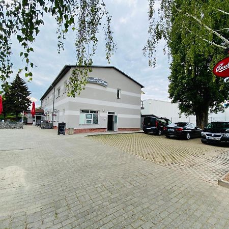 Pension Florion Bernburg Ngoại thất bức ảnh